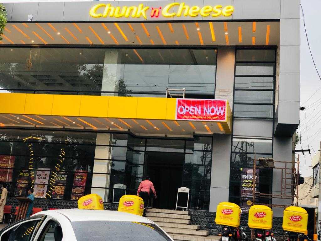 Chunk N Cheese, Faisalabad